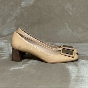 Tory Burch Leather Patent Block Heel Pump Gold Accent Neutral Size 7